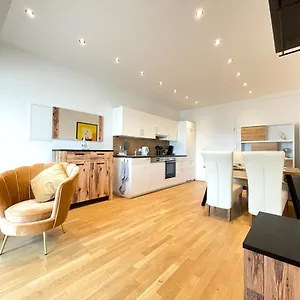 https://stylisches-apartment-in-grazer-bestlage.graz-austria-hotels.com