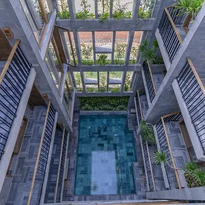 https://m-boutique-danang.hotelsofhoian.com