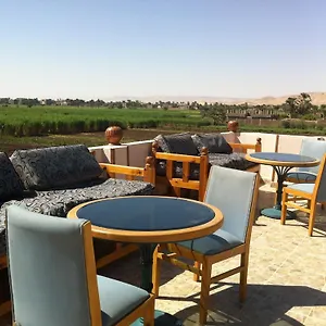 https://new-memnon-hotel.hotels-luxor-egypt.com